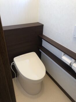 １・２Ｆ　トイレをお洒落なシステムトイレにリフォームしました。